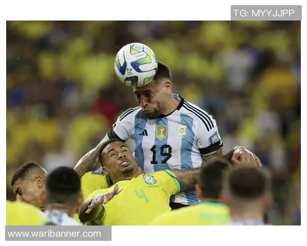 弗洛与拉素的对决：足球战术与激情的巅峰较量