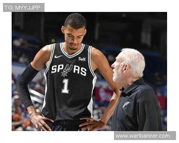 文班亚马新秀赛季表现惊艳场均数据领跑同届球员引发热议