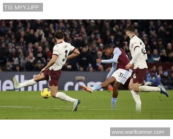 桑德兰主场迎战阿斯顿维拉双方争夺英冠关键三分的激烈对决